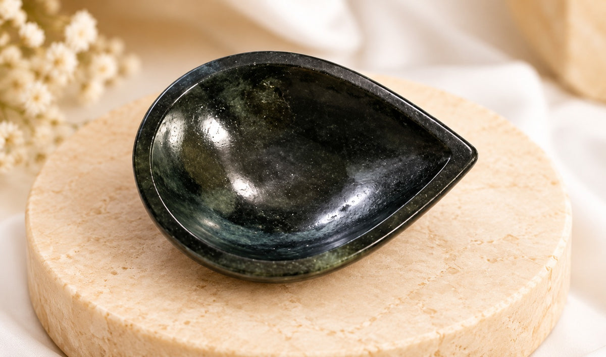 PLAIN BLACK TOURMALINE CRYSTAL DIYA
