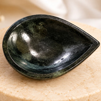 PLAIN BLACK TOURMALINE CRYSTAL DIYA