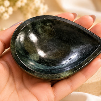 PLAIN BLACK TOURMALINE CRYSTAL DIYA