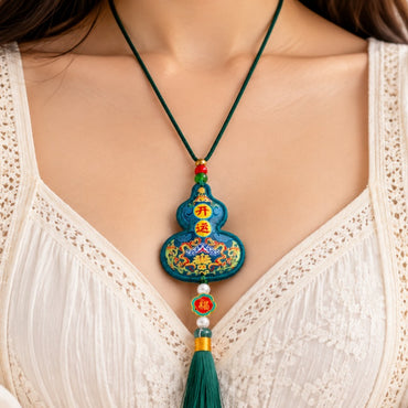 Green Wu Lou Sachet Pendant